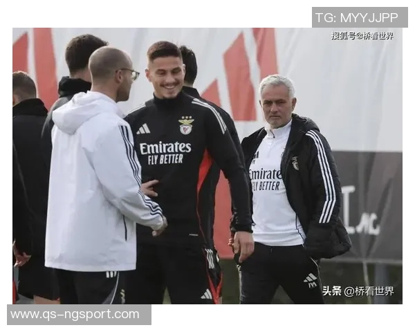 尤文等豪门瞄准本菲卡17岁后卫福尔莫索穆帅称其为新一代小麦